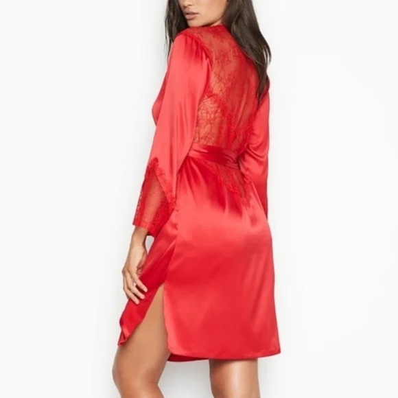 VS VICTORIA’S SECRET Red Satin Chantilly Lace Robe Valentine's Day X-Small Small - Picture 8 of 15